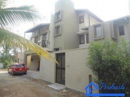 House for Sale at Thalawathugoda